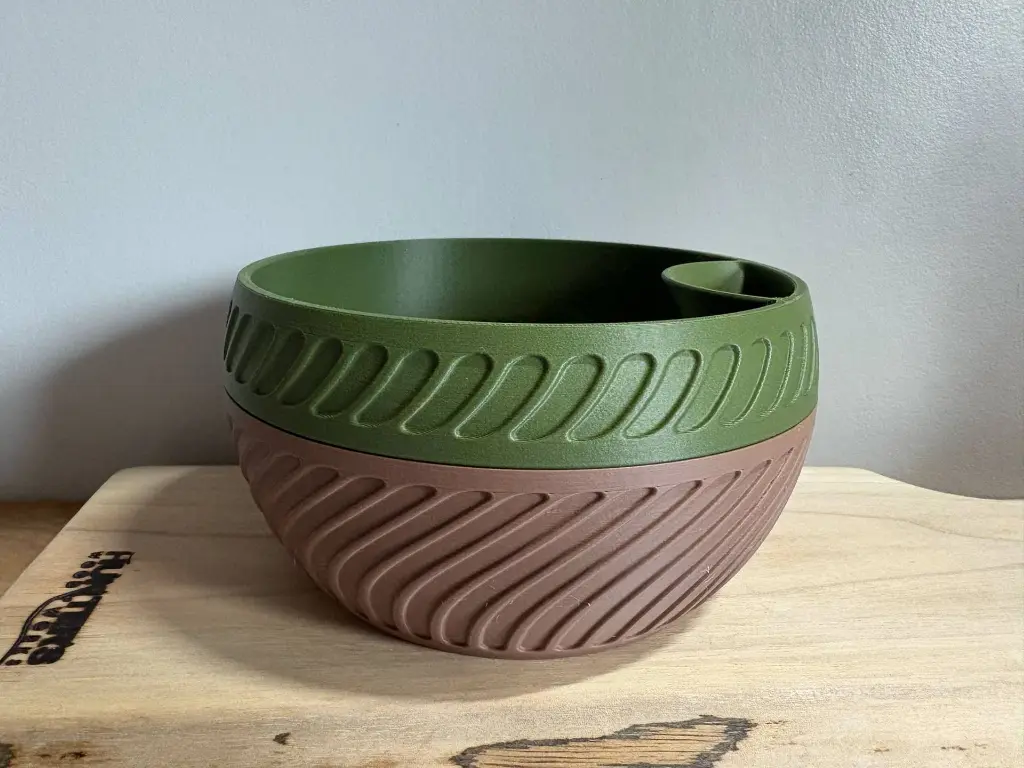 snackbowlgreenbrown.webp